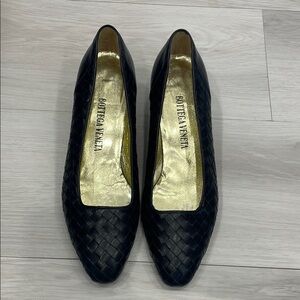 Vintage Bottega Veneta Navy Blue Leather Chunky Kitten Heels Size 8.5B